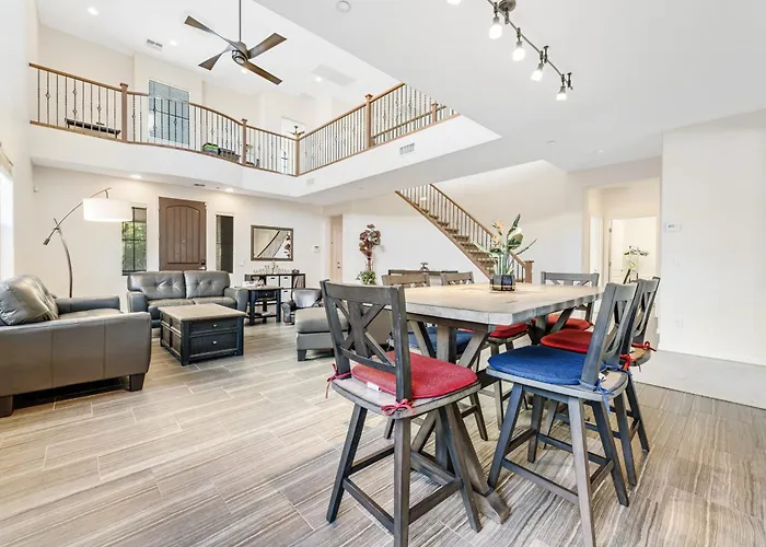 Westwing Retreat * Peoria